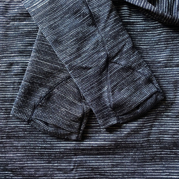 Lululemon Swiftly Tech 2.0 LS in Wee Are From Space Graphite Gray (Size 8) - Picture 6 of 8